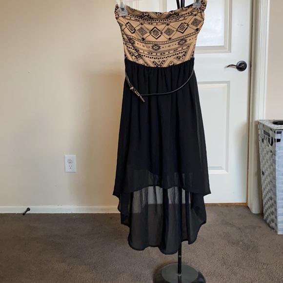 Dress - Picture 2 of 3